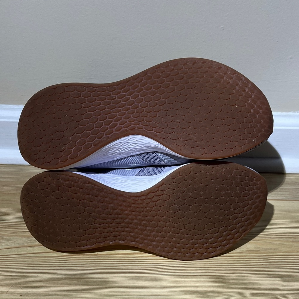 New Balance Charcoal and White Running Shoes - Picture 4 of 6